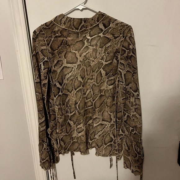 H&M Snakeskin Chiffon Blouse - Picture 6 of 6
